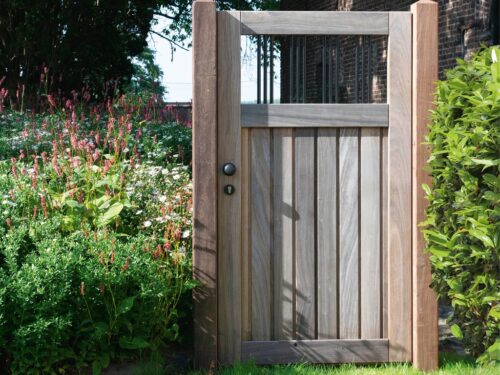EXTERNO POORT