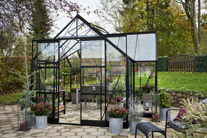 8719214382070 (1) Garden Room 12,9 - zwart gecoat