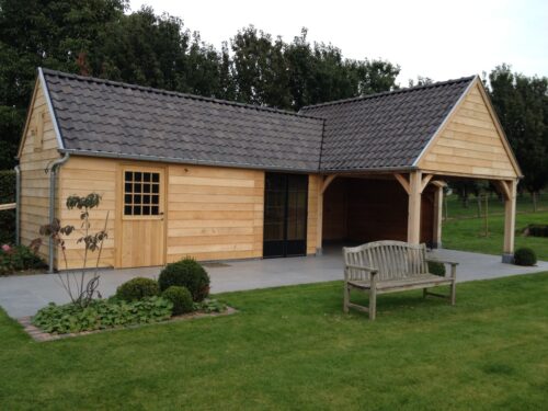 Eiken houten bijgebouwen