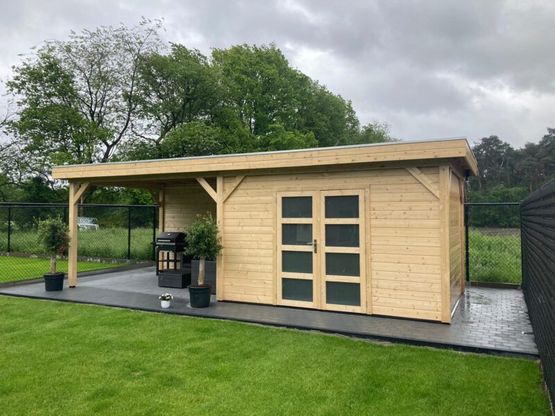 Goedkooptuinhuis Bosuil geimpregneerd 1 Vuren Topvision Parelhoen, 400 x 300 en luifel 300 cm, onbehandeld.