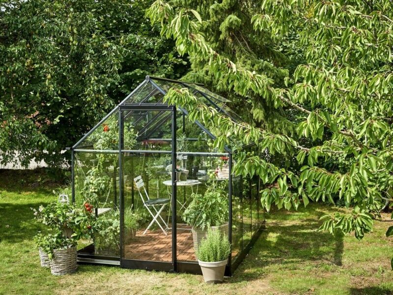 Qube 68, zwart gecoat