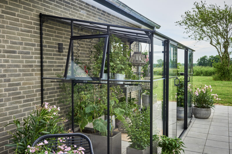 Qube LT 612 - zwart, VG 3mm + PC 6 mm